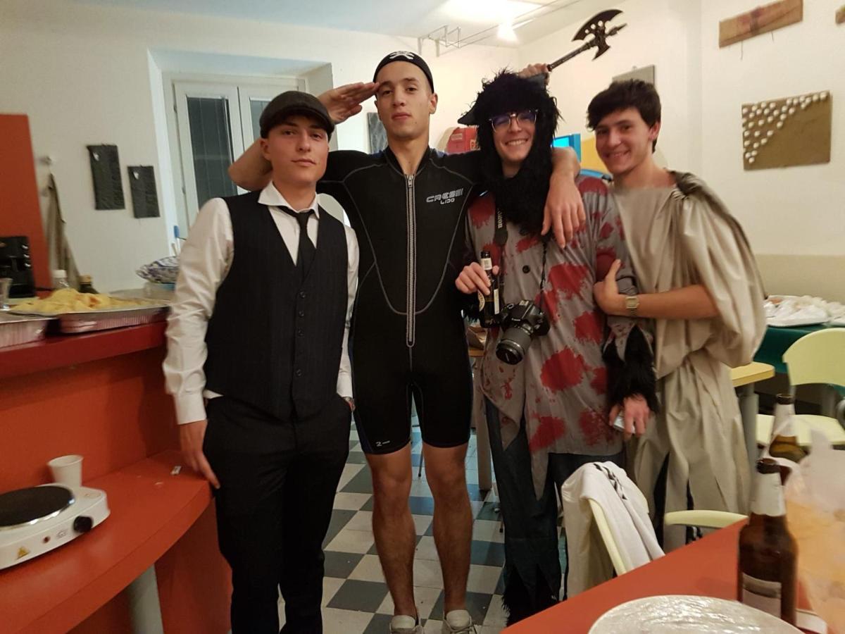 Ostello La Miniera ماسا ماريتيما المظهر الخارجي الصورة